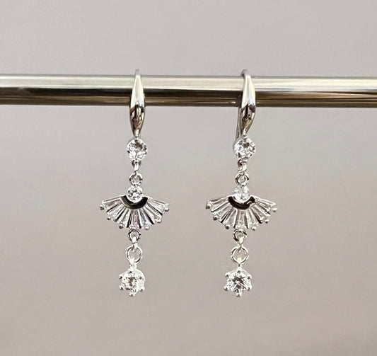 עגיל מניפה כוכב כסף